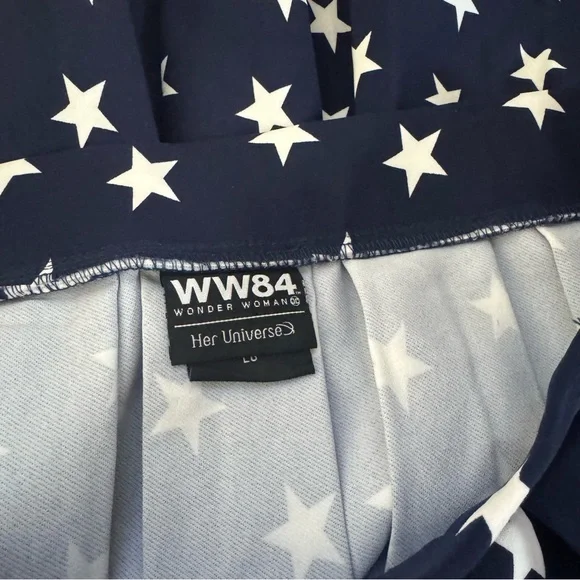 Wonder Woman DC Comics Pleated Circle Skirt - Picture 6 of 7